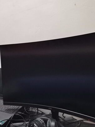 AOC 31.5英寸 1000R 2K高清 165Hz HDR10 1ms响应 广色域 窄边框 低蓝光不闪 曲面游戏电竞显示器 CQ32G3SE