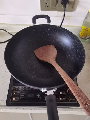 麦饭石不粘锅