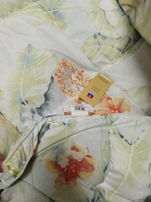 富安娜欢乐颂抗菌白鹅绒冬厚被选择误区,需要注意这五点