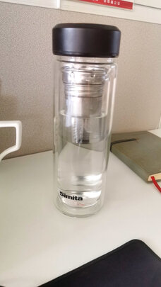 玻璃杯