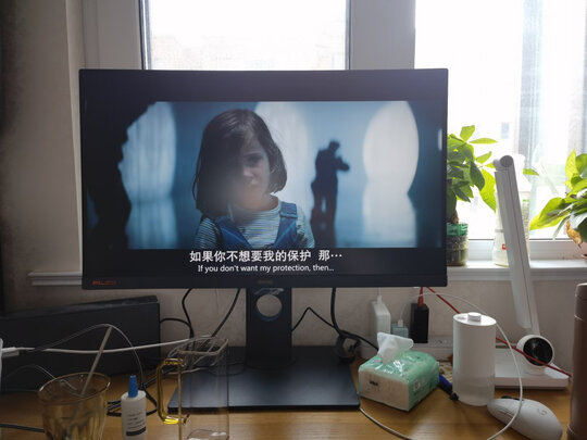 明基（BenQ）PD2700U 27英寸4K超高清 三边窄边框HDR 旋转升降壁挂IPS屏 智慧调光爱眼99%sRGB电脑显示器