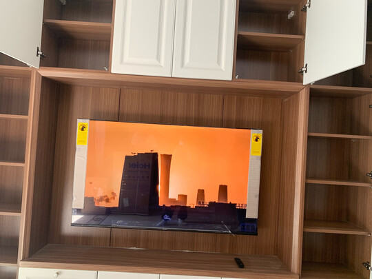 海信（Hisense）65A52F 65英寸 悬浮全面屏 全金属机身 智慧语音 1.5+16GB 商用家用电视 企业采购