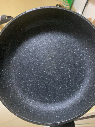 不粘锅