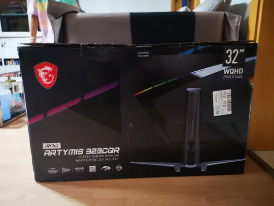 微星 MSI 32英寸 2K 1000R曲率 原生165Hz HDR400 显示器显示屏曲面屏 Type-c接口  月神 MPG ARTYMIS 323CQR