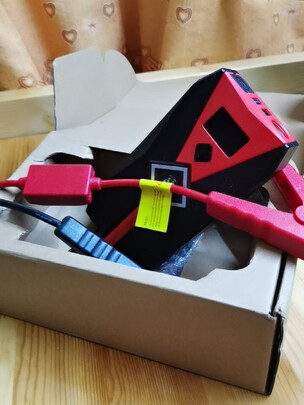 汽车应急启动电源
