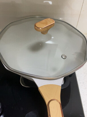 麦饭石不粘锅