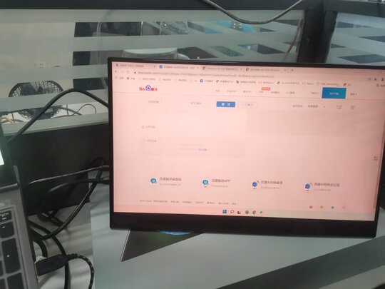 顯示器|「靜下心看」雕塑家MR156LU顯示器怎么樣？上手徹底后悔了？