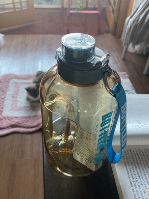 运动水壶