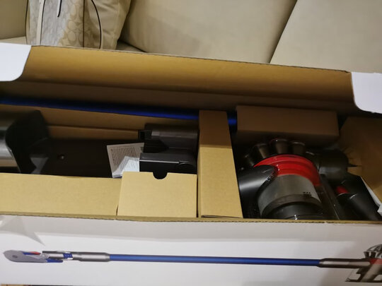 戴森SV10 DYSON V8 FLUFFY PLUS选购攻略需注意细节