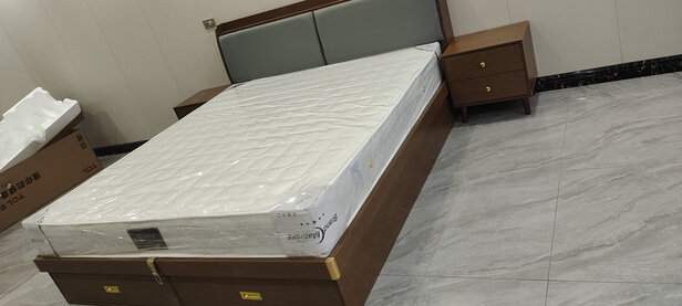 臻享家 床 北欧简约双人储物床高箱床气动收纳床卧室家具 1800*2000【胡桃色】 储物床+床头柜*2+23CM【乳胶弹簧床垫】