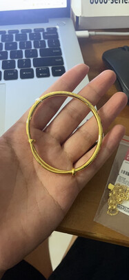 黄金手镯