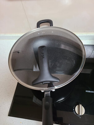麦饭石不粘锅