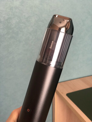 车载吸尘器