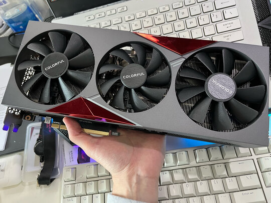 七彩虹iGame|七彩虹iGame GeForce RTX 3090 Ti显卡到底怎么样，参数如何！