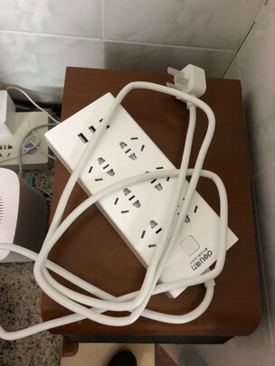 得力（deli）智能USB&Type-C插座 插排/插线板/接线板/排插/拖线板 2USB接口+1Type-C接口+6孔 总控2米 18289