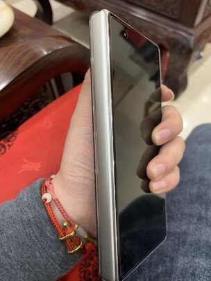 华为Mate X2评判质量差有依据吗？