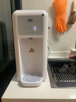 3M饮水机家用净水器台式免安装净饮机一体即热式家用反渗透净水机调奶器冲奶泡茶神器秒出热水 HFS100-CW