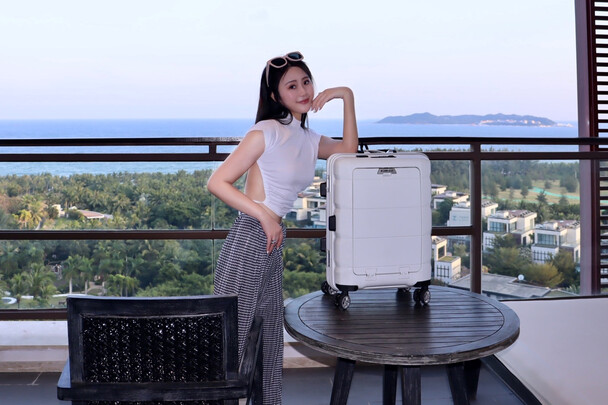 LUCKY|LUCKY CLUBIC21S1拉杆箱怎么样？内幕使用评测揭秘