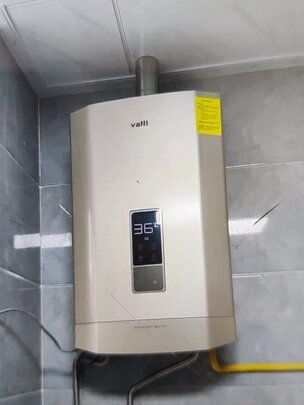 三,美的jsq22-hwa燃气热水器网友对比评测