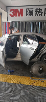汽车贴膜