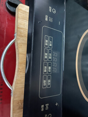 %title插图%num 美的(Midea)电磁炉 带锅电磁炉套装家用 4D防水 2100W大火力电磁灶 触控面板双配C21-Simple101