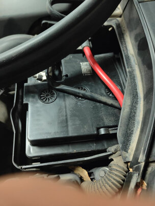 三,安赛途(ansetu)汽车电瓶网友对比评测