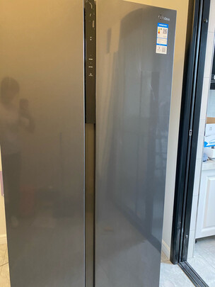 美的BCD-550WKPZM(E）是哪里生产的，值吗