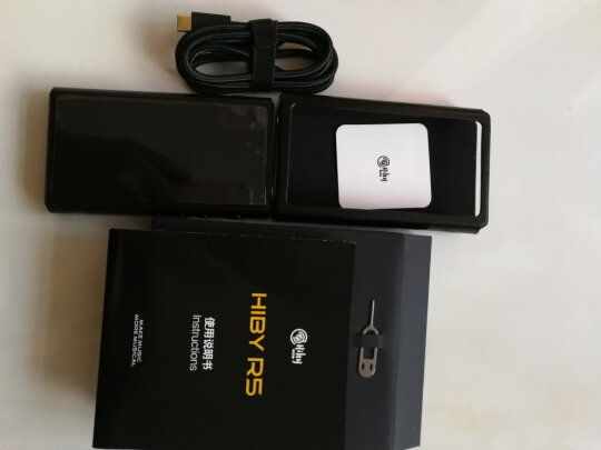 %title插图%num HiBy海贝R5 Saber无损hifi音乐播放器发烧DSD256蓝牙安卓听英语学生mp3便携随身听 铝合金黑色
