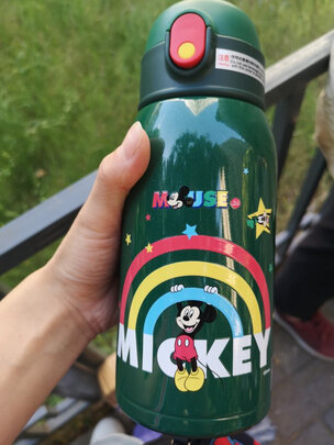 儿童保温杯