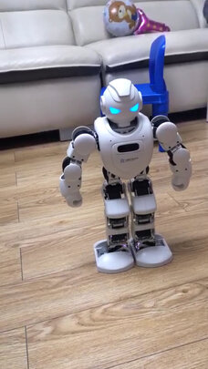 优必选智能机器人怎么样？不要被表面给忽略了？