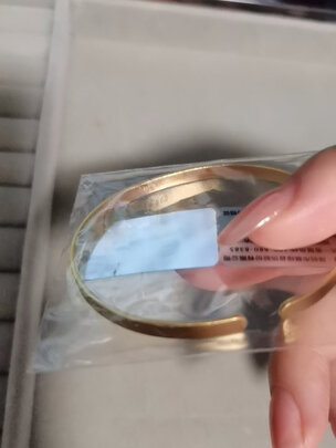 黄金手镯