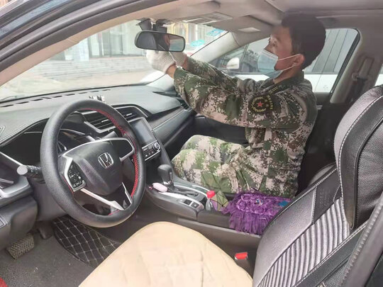 行车记录仪