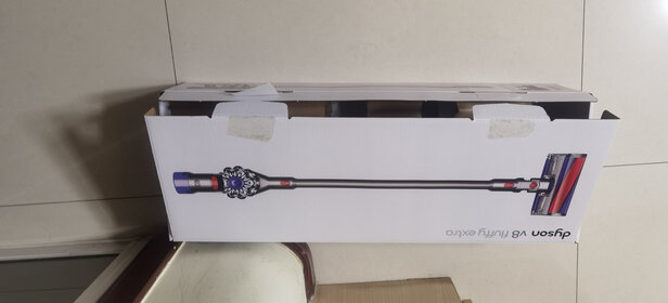 %title插图%num 戴森(Dyson) V8 Fluffy +手持无线吸尘器 除螨 宠物 家庭适用