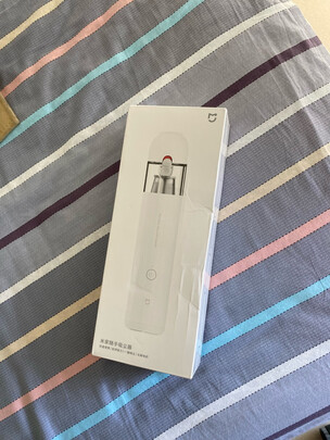 车载吸尘器