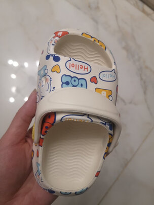 儿童拖鞋