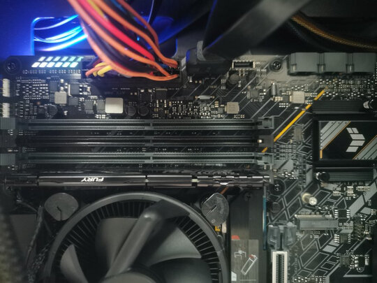 主板|用户揭秘华硕TUF GAMING B560M-PLUS主板好吗,入手解密评测真相