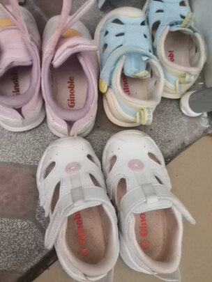 婴儿鞋子