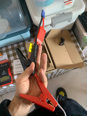 汽车应急启动电源