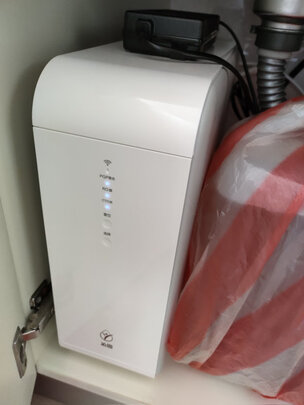 %title插图%num 沁园(TRULIVA)京品家电小白鲸S600净水器 厨下式家用台下直饮RO反渗透 600G无桶大通量纯水机KRL3916