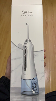 冲牙器