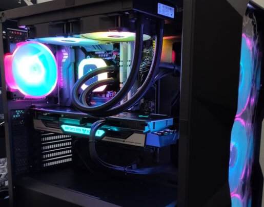 %title插图%num 美商海盗船 (USCORSAIR) H100 RGB 水冷CPU散热器 240mm冷排 12cm RGB风扇 冷头 主板光控