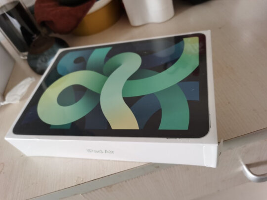 %title插图%num 【教育优惠版】Apple iPad Air 10.9英寸 平板电脑( 2020年新64G WLAN版/A14芯片/触控ID/MYFQ2CH/A)天蓝色