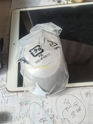 %title插图%num 罗技(Logitech)M330 轻音鼠标 无线鼠标 办公鼠标 右手鼠标 带无线微型接收器 灰色