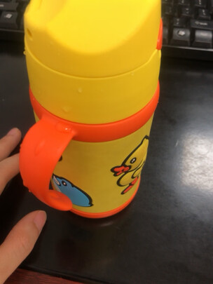 儿童保温杯