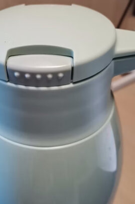 保温壶