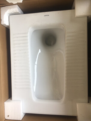 水箱蹲便器