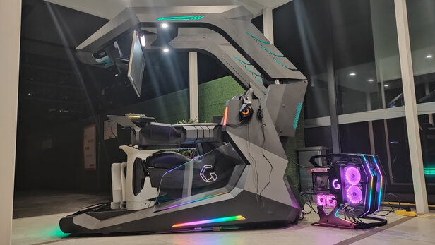 ingrem 英格瑞玛旗舰青龙座舱零重力一体式人体工学游戏座舱按摩座椅