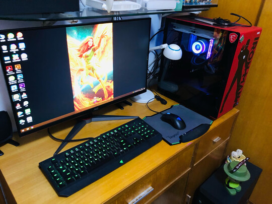 Tt（Thermaltake）大台风240一体式CPU水冷散热器 美国队长版 漫威正版授权（ARGB可旋转OLED水冷头/高效能)