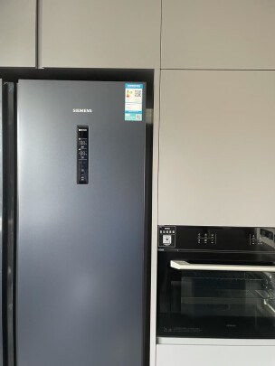 %title插图%num 西门子(SIEMENS) 502升 变频无霜冷藏双开门对开门冰箱 纤薄大容量(湖蕴蓝) BCD-502W(K65L56SMEC)