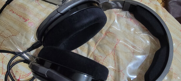 %title插图%num 森海塞尔(Sennheiser)HD660S 开放式HIFI高保真耳机 头戴式耳机 黑色